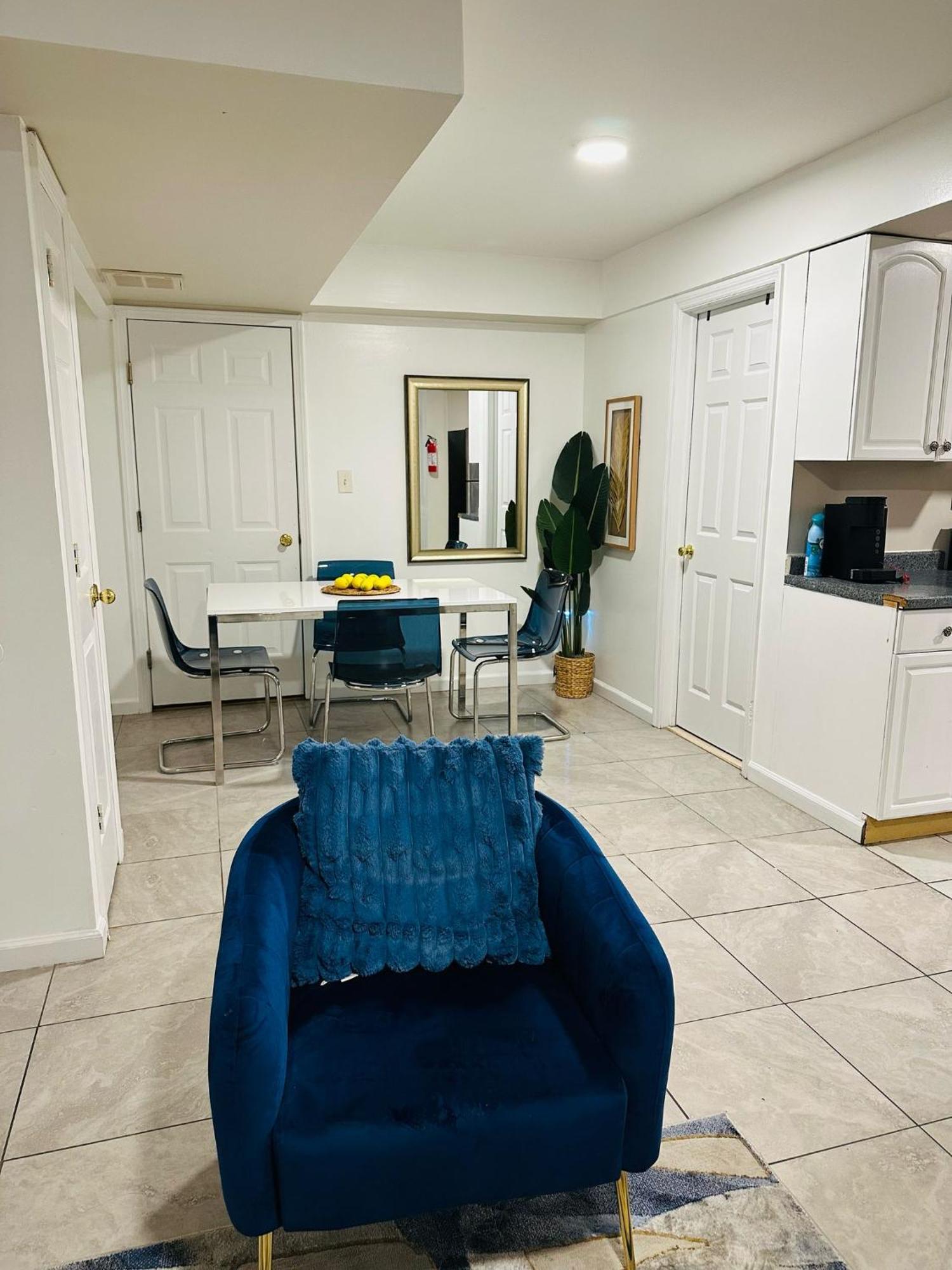 Cosy Bedroom 6 Minutes To Ewr Prudential Hotels Pen Station 뉴어크 외부 사진