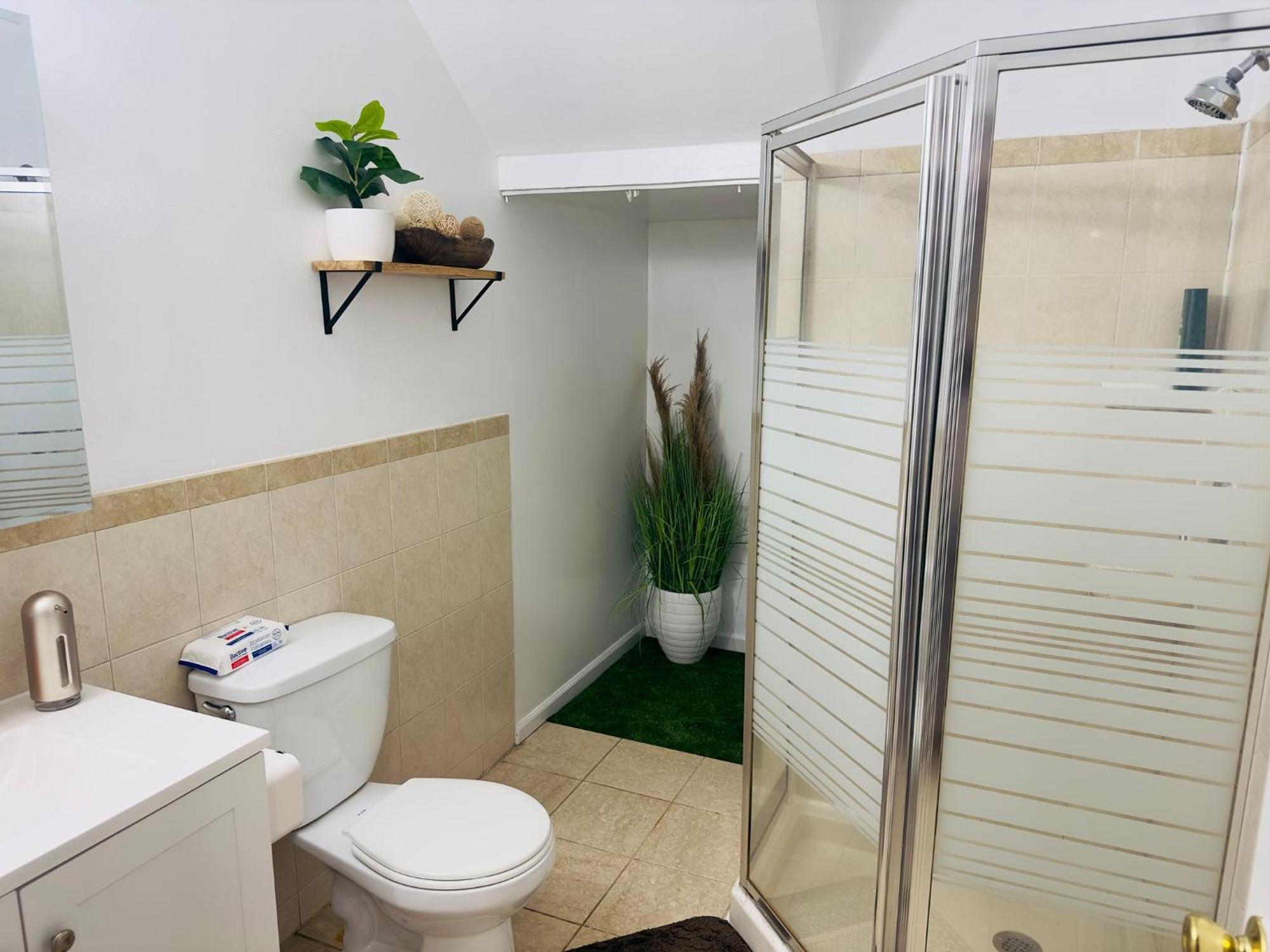 Cosy Bedroom 6 Minutes To Ewr Prudential Hotels Pen Station 뉴어크 외부 사진