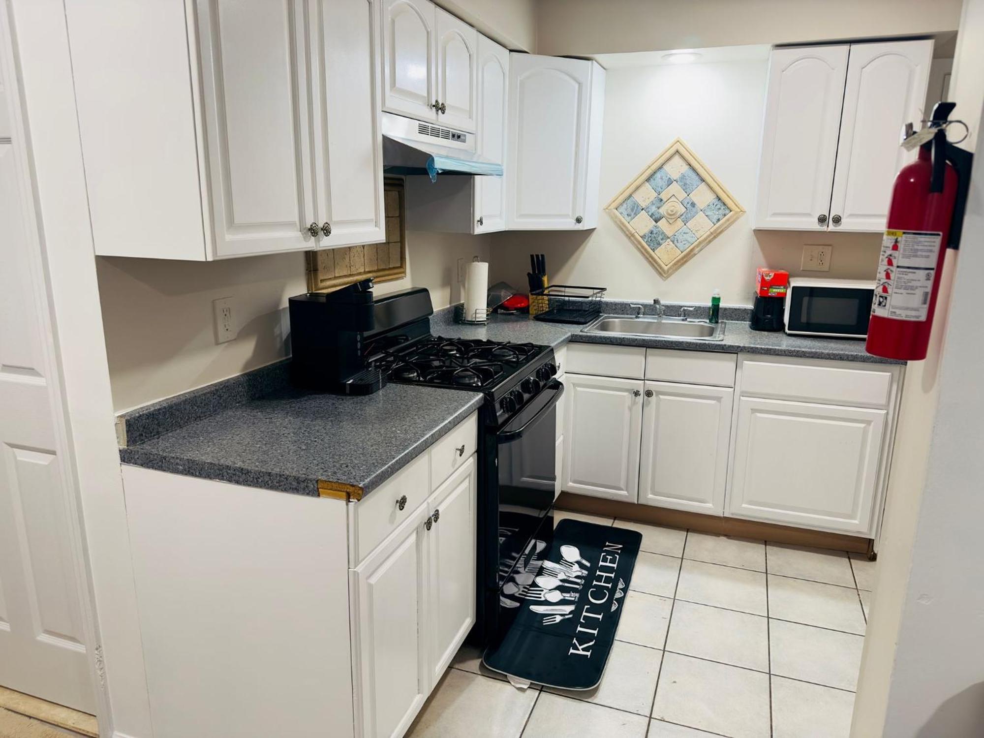 Cosy Bedroom 6 Minutes To Ewr Prudential Hotels Pen Station 뉴어크 외부 사진